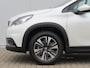 Peugeot 2008 1.2 PureTech 110pk Allure | Camera | Trekhaak I Navigatie | Cruise Control | Carplay | Dual Climate |
