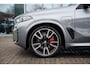BMW X5 xDrive50e | M Sportpakket Pro | Head-Up display | Integral Active Steering | Driving Assistant Professional | Innovation Pack | hemelbekleding alcantara | Elektrische Trekhaak | Comfort Stoelen | Harman/kardon Surround Sound System | Parking Assistant Professional | 22" styling 747M Bicolor |