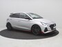 Hyundai i20 N 1.6 N 204pk Handgeschakeld / Fabrieksgarantie tot 04-2028 / Dealer onderhouden / Achteruitrijcamera / Apple Carplay Android Auto / Cruise control / Parkeersensoren achter / Lichtmetalen wielen 18“ /