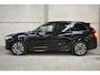 Volvo XC90 T8 455PK AWD Ultra Dark | Trekhaak | Luchtvering | 360 | B&W |