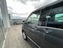 Volkswagen Transporter 2.0 TDI L2H1 32 DC Caravelle Highline | Led | Digital cockpit | Leer | Schuifdeuren elektrisch
