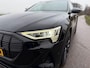 Audi E-tron 50 quattro S edition 71 kWh / Panorama dak / 21"LM Velgen / Nightvision / 360 Camera / Stoelverwarming / B&O System