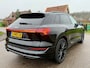 Audi E-tron 50 quattro S edition 71 kWh / Panorama dak / 21"LM Velgen / Nightvision / 360 Camera / Stoelverwarming / B&O System