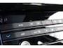 Jaguar F-Pace 3.0 S AWD 30d | NL-AUTO! | DEALER OH! | PANODAK | LEDER | STOEL + STUURVERWARMING | CAMERA | MERIDIAN SOUND | EL. ACHTERKLEP | PRACHTIGE STAAT!