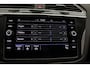 Volkswagen Tiguan R-Line Business+ 1.4 TSI eHybrid 245pk DSG Automaat Adaptive cruise control, Achteruitrijcamera, Elektrische achterklep, Navigatie, LED matrix koplampen