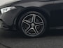 Mercedes-Benz A-klasse 250 e AMG Line Plug In Hybrid 218pk Dealer O.H PHEV | Panodak | Camera | Night Pakket | Alcantara Sportstoelen Verwarmd | MBUX | Widescreen Navi | Sfeerverlichting | Apple Carplay | Virtual | DAB | 18"L.M |