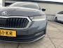Skoda Octavia Combi 1.0 TSI Business Edition Parkeersensoren / Navigatie / Extra getint glas / LM velgen