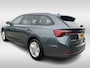 Skoda Octavia Combi 1.0 TSI Business Edition Parkeersensoren / Navigatie / Extra getint glas / LM velgen
