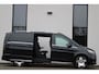Mercedes-Benz V-klasse 300d / AMG / Exclusive / 4-Matic / 7-Pers / Luchtvering / Pano / INCL BTW-BPM / 360 Cam / Burmester / Vol Opties / NIEUW!!