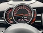 MINI Cooper S Mini 2.0 192pk Chilli Serious Business met Pano, Leer en Stoelverwarming