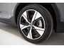 Volvo XC40 Recharge P8 AWD R-Design 3 fase SOH 91,5% [ Leder/Alcantara Stoelverwarming Adapt.cruise ]