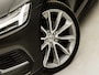 Volvo V60 2.0 T6 Recharge AWD Inscription Automaat 340Pk (APPLE CARPLAY, GROOT NAVI, DUAL TONE STUUR, STUUR/STOELVERWARMING, CAMERA, NIEUWE APK, NIEUWSSTAAT)