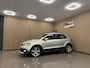 Volkswagen Polo 1.2 TSI Cross * Automaat / Trekhaak / Cruise control / LM Velgen / NL Auto *