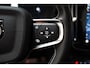 Volvo XC40 P8 Recharge AWD R-Design 78 kWh 3-Fase [ Navi Camera Stoelverwarming ]