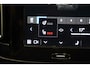 Volvo XC40 P8 Recharge AWD R-Design 78 kWh 3-Fase [ Navi Camera Stoelverwarming ]
