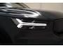 Volvo XC40 P8 Recharge AWD R-Design 78 kWh 3-Fase [ Navi Camera Stoelverwarming ]