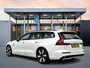 Volvo V60 T6 Recharge Ultra Dark | 19" | Sportstoelen | Trekhaak | Panoramadak | 360 Camera | Harman Kardon | Head-Up | Elektr. verst. Stoelen | Full LED | Adaptieve Cruise | BLIS