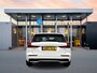 Volvo V60 T6 Recharge Ultra Dark | 19" | Sportstoelen | Trekhaak | Panoramadak | 360 Camera | Harman Kardon | Head-Up | Elektr. verst. Stoelen | Full LED | Adaptieve Cruise | BLIS