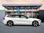 Volvo V60 T6 Recharge Ultra Dark | 19" | Sportstoelen | Trekhaak | Panoramadak | 360 Camera | Harman Kardon | Head-Up | Elektr. verst. Stoelen | Full LED | Adaptieve Cruise | BLIS