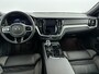 Volvo V60 T6 Recharge Ultra Dark | 19" | Sportstoelen | Trekhaak | Panoramadak | 360 Camera | Harman Kardon | Head-Up | Elektr. verst. Stoelen | Full LED | Adaptieve Cruise | BLIS
