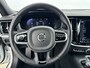Volvo V60 T6 Recharge Ultra Dark | 19" | Sportstoelen | Trekhaak | Panoramadak | 360 Camera | Harman Kardon | Head-Up | Elektr. verst. Stoelen | Full LED | Adaptieve Cruise | BLIS