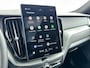 Volvo XC60 T8 Recharge Ultra Black Edition | 21" | Panoramadak | Head-up | Harman Kardon | 360 Camera | Elektr. verstelbare Sportstoelen | Full LED | Getint glas
