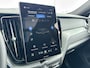 Volvo XC60 T8 Recharge Ultra Black Edition | 21" | Panoramadak | Head-up | Harman Kardon | 360 Camera | Elektr. verstelbare Sportstoelen | Full LED | Getint glas