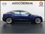 Tesla Model 3 RWD Plus 325PK SOH 91% Lmv 19" Ivoor kleurig Leder 3 AutoPilot Panoramadak Adaptive.Cruise Camera's Elektr.Stuur+Stoelen+Spiegels+Geheugen+Easy-Entry+Verwarmde stoelen Park assistent PDC WIFI Lane-Assist Speed-Assist Navi Ecc Led ACC DAB Voorverwarmen en Keyless via App One-Pedal-Drive 1e Eigenaar Origineel Nederlandse Auto