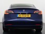 Tesla Model 3 RWD Plus 325PK SOH 91% Lmv 19" Ivoor kleurig Leder 3 AutoPilot Panoramadak Adaptive.Cruise Camera's Elektr.Stuur+Stoelen+Spiegels+Geheugen+Easy-Entry+Verwarmde stoelen Park assistent PDC WIFI Lane-Assist Speed-Assist Navi Ecc Led ACC DAB Voorverwarmen en Keyless via App One-Pedal-Drive 1e Eigenaar Origineel Nederlandse Auto