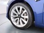 Tesla Model 3 RWD Plus 325PK SOH 91% Lmv 19" Ivoor kleurig Leder 3 AutoPilot Panoramadak Adaptive.Cruise Camera's Elektr.Stuur+Stoelen+Spiegels+Geheugen+Easy-Entry+Verwarmde stoelen Park assistent PDC WIFI Lane-Assist Speed-Assist Navi Ecc Led ACC DAB Voorverwarmen en Keyless via App One-Pedal-Drive 1e Eigenaar Origineel Nederlandse Auto