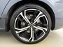 Volvo V60 T6 Recharge Ultra Dark | 19" | Trekhaak | Getint Glas | Panoramadak | Head-up | 360 Camera | Full LED | Elektr. verst. Stoelen | Harman Kardon | Adaptieve Cruise | BLIS