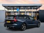 Volvo V60 T6 Recharge Ultra Dark | 19" | Trekhaak | Getint Glas | Panoramadak | Head-up | 360 Camera | Full LED | Elektr. verst. Stoelen | Harman Kardon | Adaptieve Cruise | BLIS