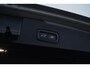 Volvo V60 2.0 T6 Plug-in hybrid AWD Plus Dark Harman Kardon Audio | Trekhaak | Verwarmbare voorruit| 360 Camera |