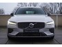 Volvo V60 2.0 T6 Plug-in hybrid AWD Plus Dark Harman Kardon Audio | Trekhaak | Verwarmbare voorruit| 360 Camera |