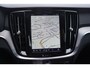 Volvo V60 2.0 T6 Plug-in hybrid AWD Plus Dark Harman Kardon Audio | Trekhaak | Verwarmbare voorruit| 360 Camera |