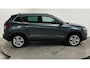 Skoda Karoq 1.5 TSI ACT Business Edition Plus benzine automaat panoramadak navigatie trekhaak parkeersensoren
