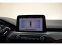 Ford Focus 1.5 EcoBoost 150pk ST-Line X Business Aut. [ Trekhaak Navi Apple/Android Camera Stoelverwarming ]