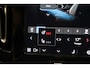 Volvo XC40 P8 Recharge AWD R-Design 78kWh 3-Fase [ Versatility Line Stuur-&Stoelverwarming Navi Camera Apple/Android ]