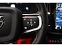 Volvo XC40 P8 Recharge AWD R-Design 78kWh 3-Fase [ Versatility Line Stuur-&Stoelverwarming Navi Camera Apple/Android ]