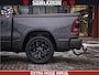 Dodge Ram 1500 LIMITED SPORT | 5.7 V8 HEMI 402PK | MEEST VOLLE LIMITED | PRACHTIGE KLEUR GRANITE CRYSTAL PEARL | CREW CAB | DUBBELE CABINE DC 5 PERSOONS | CREW CAB 5 PERSOONS | DUBBELE CABINE DC | MEEST ROYALE EN COMFORTABELE BEDRIJFSAUTO | HEAD-UP | LUCHTVERING | RONDOM CAMERA | MWK KLEP | PANORAMA DAK |