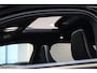 Volvo EX40 252PK Extended Range Plus Black Edition 82 kWh | Panoramadak | Getint Glas | Stoel & Stuur Verw. | HK Audio.