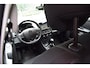 Renault Clio Estate 0.9 TCe Limited Parkeersensoren achter | Keyless | Lichtmetalen velgen