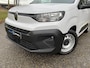 Citroën E-Berlingo L2 50 kWh 136pk | 8 jaar garantie | 0% financial lease | Apple Carplay | Android Auto | Multimedia | Achteruitrijcamera | Parkeersensoren achter | Digital cockpit | Stuurwielbediening | Bestuurdersstoel comfort | Armsteun | Warmtepomp | Vehicle to load | ECO koplampen | Houten afwerking laadruimte | Reservewiel | van €31.545 voor €27.495