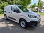 Fiat E-Doblò L1 50 kWh 136pk | 8 jaar garantie | 0% financial lease | 2-zits | Houten afwerking laadruimte | Apple Carplay | Android Auto | Multimedia | Achteruitrijcamera | Parkeersensoren achter | Stoelverwarming | Stuurverwarming | Lederen stuurwiel met bediening | Reservewiel | van €30.975 voor €26.995 ex. BTW rijklaar