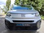 Fiat E-Doblò L1 50 kWh 136pk | 8 jaar garantie | 0% financial lease | 2-zits | Houten afwerking laadruimte | Apple Carplay | Android Auto | Multimedia | Achteruitrijcamera | Parkeersensoren achter | Stoelverwarming | Stuurverwarming | Lederen stuurwiel met bediening | Reservewiel | van €30.975 voor €26.995 ex. BTW rijklaar