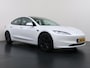 Tesla Model 3 Premium Long Range AWD 78 kWh VAN €42.900,- NU VOOR SLECHTS €39.440,- Uw LENTEVOORDEEL €3.460,- |ORGINELE AFN. TREKHAAK TESLA| AUTOPILOT| STOELVENTILATIE + VERWARMING| VOLLEDIGE TESLA GARANTIE T/M 01/2028 OF 80.000KM| DE HOOGVOLTACCU EN AANDRIJFLIJN TOT 2032 of 192.000KM |