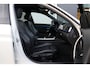 BMW 3-Serie Touring 330i Edition Sport Line Shadow Executive | Leder | Stoel-/Stuurverwarming | Elek. Trekhaak | Carplay | Camera