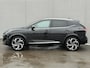 Nissan Qashqai 1.3 MHEV Xtronic Tekna Plus / Fabrieksgarantie tot 03-2028 / Panoramadak / HUD / Trekgewicht 1800 kg / Elektrische achterklep / Stoel met massage functie / Rondomzicht camera / Stuur-, Stoel en Voorruit verwarming / Bose Audio Systeem / 360 Camera /