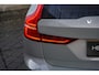 Volvo V60 2.0 T6 Plug-in hybrid AWD Essential | Pilot assist | Climate | Park assist | Black Pack