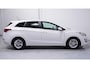 Hyundai i30 Wagon 1.6 GDI Business Edition Navi PDC v+a Clima Leder Trekhaak Cruise